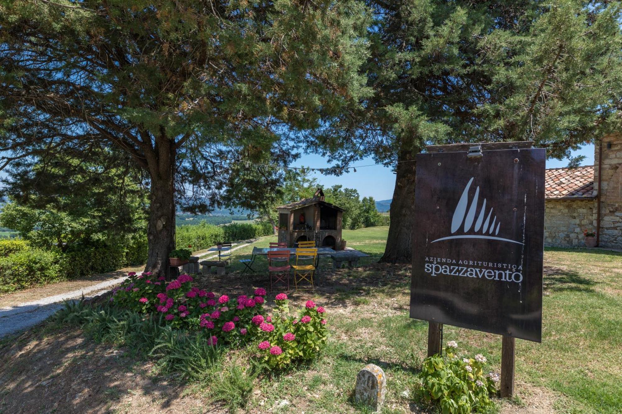 Agriturismo Spazzavento Palazzone Εξωτερικό φωτογραφία
